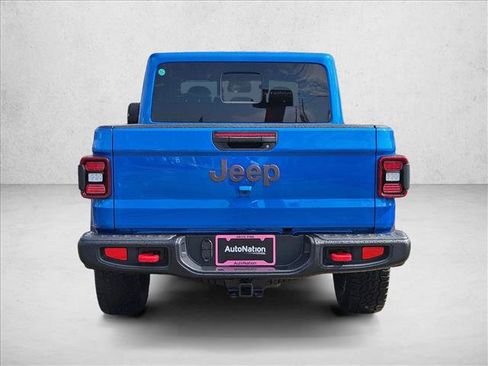 New 2026 Jeep Gladiator Rubicon w/ Steel Power Dome Hood Package AWD/4WD image 8