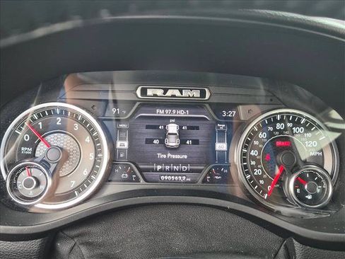 Used 2020 RAM 1500 Big Horn AWD/4WD image 7