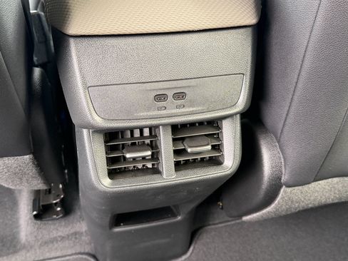 New 2026 Chevrolet Equinox LT w/ Convenience Package II FWD image 18