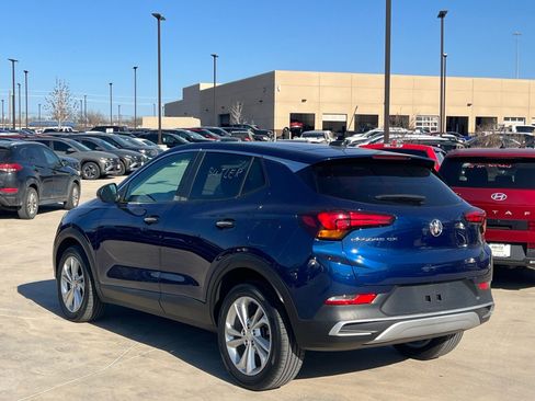 Used 2023 Buick Encore GX Preferred w/ Cold Weather Comfort Package image 10