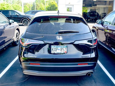 Used 2024 Honda HR-V Sport image 17