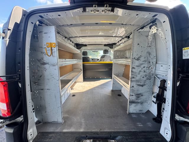 Used 2022 Mercedes-Benz Metris image 13