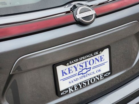 Used 2024 Nissan Kicks SV image 11