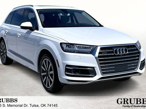 Used 2017 Audi Q7 3.0T Prestige image 1