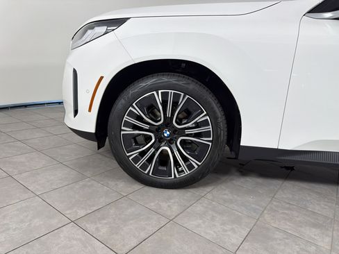 Used 2026 BMW X3 xDrive30i w/ Convenience Package AWD/4WD image 11