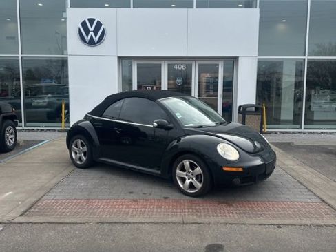 Used 2007 Volkswagen Beetle Convertible w/ Package 2 image 1