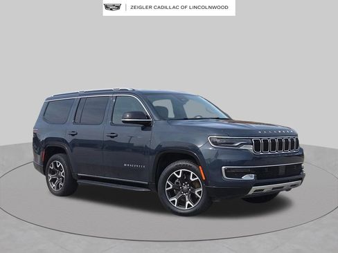 Used 2024 Jeep Wagoneer Series III AWD/4WD image 1
