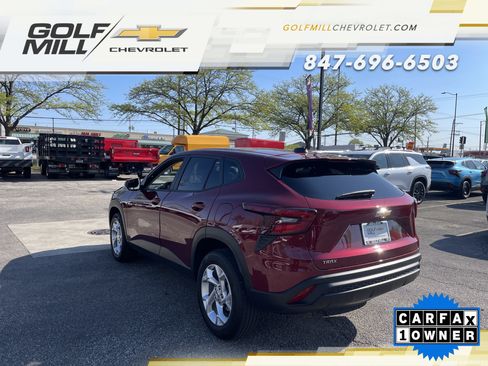 Used 2025 Chevrolet Trax LS w/ LS Convenience Package FWD image 9