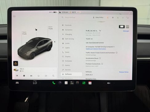 Used 2022 Tesla Model Y Long Range AWD/4WD image 21