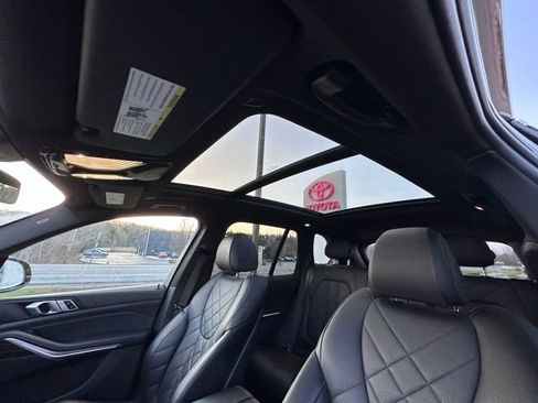 Used 2023 BMW X5 xDrive40i image 13