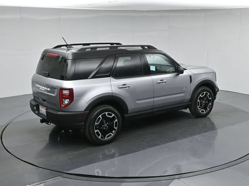 Certified 2023 Ford Bronco Sport Outer Banks w/ Tech Package AWD/4WD image 43