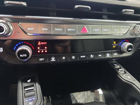 Used 2024 Kia Telluride SX Prestige X-Pro AWD/4WD image 23