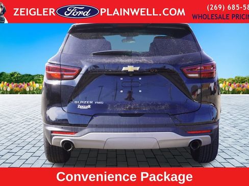 Used 2024 Chevrolet Blazer LT w/ Convenience Package image 4