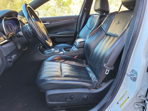 Used 2021 Chrysler 300 S image 11