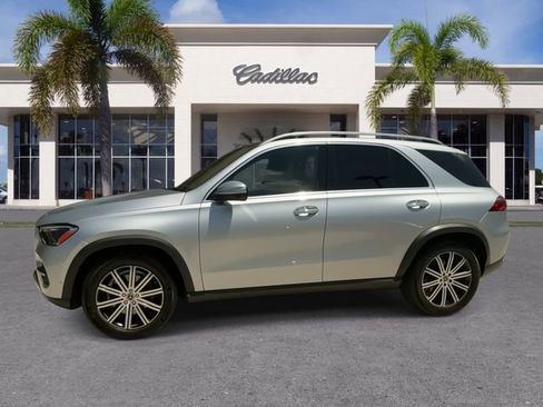 Used 2024 Mercedes-Benz GLE 350 4MATIC image 8