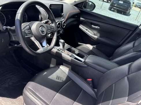 Used 2023 Nissan Sentra SR w/ SR Premium Package FWD image 14