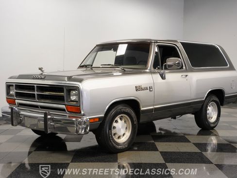 Used 1990 Dodge Ramcharger 2WD image 5