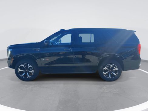 Used 2025 GMC Yukon AT4 image 8
