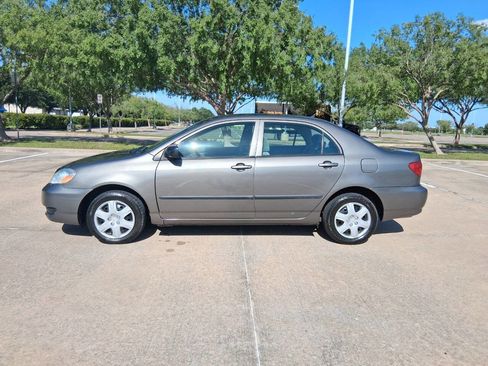 Used 2006 Toyota Corolla CE FWD image 3