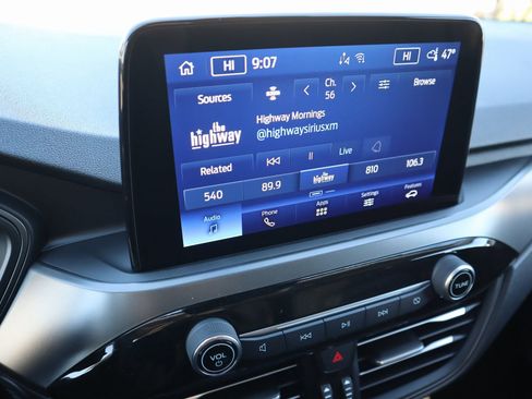 New 2026 Ford Escape Active w/ Cold Weather Package FWD image 5