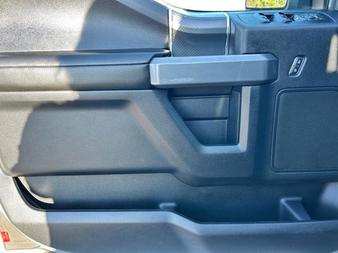 Used 2018 Ford F150 XLT w/ Equipment Group 302A Luxury image 8