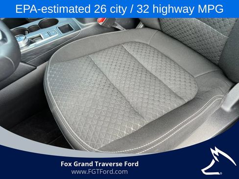Used 2023 Ford Escape Active w/ Tech Pack #1 AWD/4WD image 9