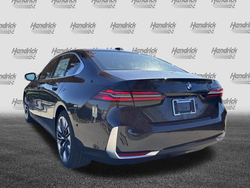 Certified 2026 BMW 530i w/ Premium Package RWD image 7