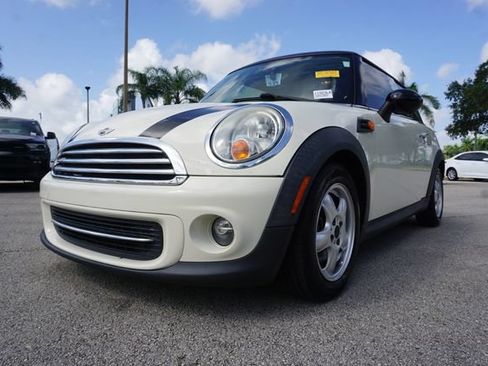 Used 2011 MINI Cooper Hardtop FWD image 17