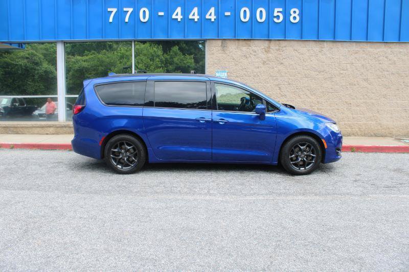 Used 2019 Chrysler Pacifica Touring-L w/ Advanced Safetytec Group FWD image 22