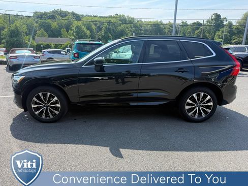 Used 2023 Volvo XC60 B5 Core w/ Climate Package AWD/4WD image 5