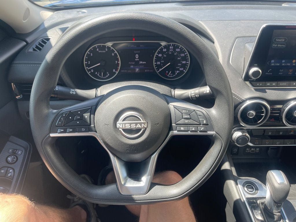 Used 2024 Nissan Sentra SV FWD image 13