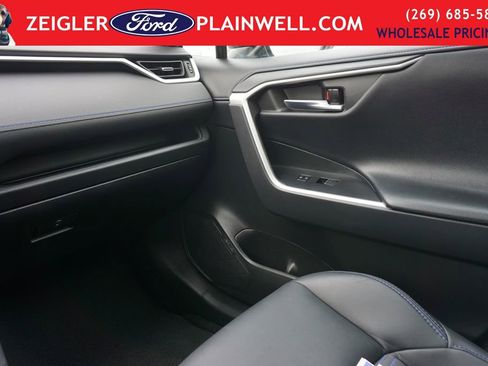 Used 2022 Toyota RAV4 XSE image 34