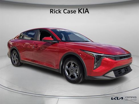 Certified 2025 Kia K4 LXS image 9