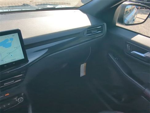 New 2026 Ford Escape ST-Line w/ Tech Pack #1 image 18