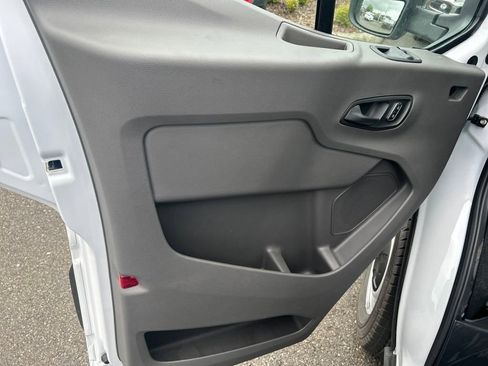 New 2025 Ford Transit 250 148 Medium Roof w/ Load Area Protection Package image 13