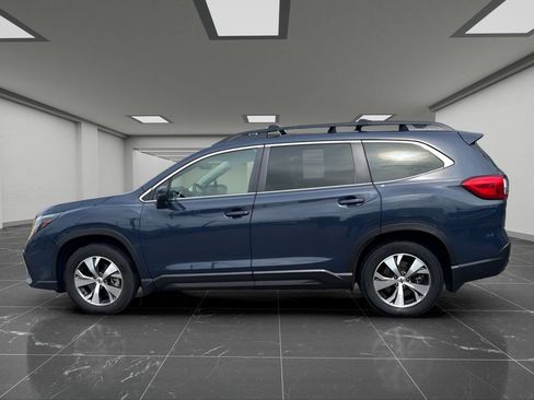Used 2023 Subaru Ascent Premium w/ Convenience Package AWD/4WD image 10