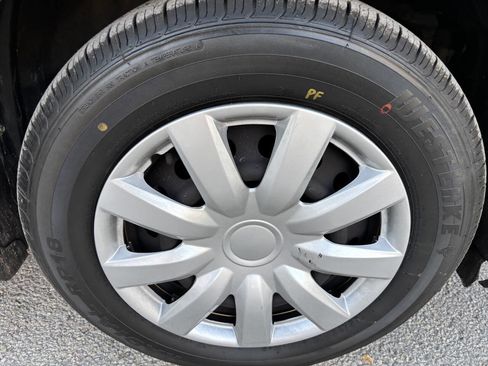 Used 2012 Toyota Corolla L image 31