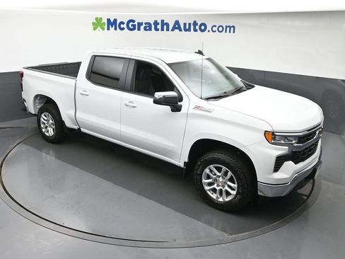 New 2026 Chevrolet Silverado 1500 LT w/ Z71 Off-Road Package image 3