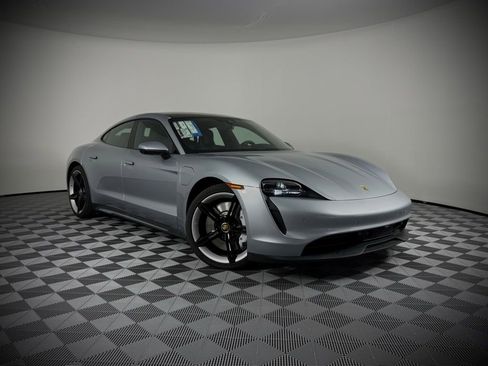 New 2024 Porsche Taycan image 7