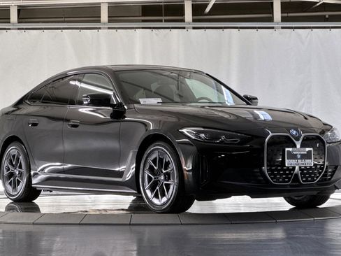 Certified 2023 BMW i4 eDrive35 image 7