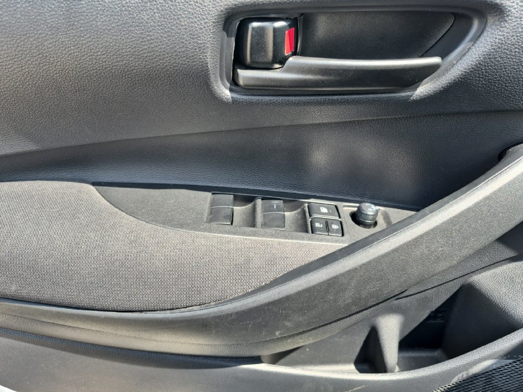 Used 2026 Toyota Corolla LE FWD image 11