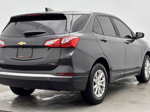 Used 2018 Chevrolet Equinox LS FWD image 7