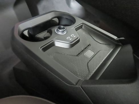 Used 2026 BMW iX xDrive45 image 25