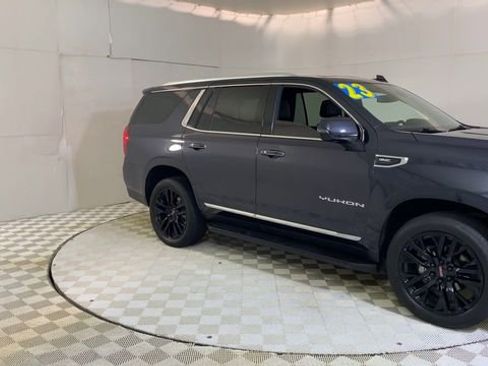 Certified 2023 GMC Yukon SLT w/ SLT Premium Package AWD/4WD image 2