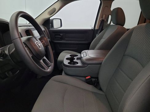 Used 2018 RAM 1500 Express AWD/4WD image 17