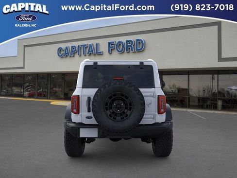 New 2026 Ford Bronco Badlands AWD/4WD image 5