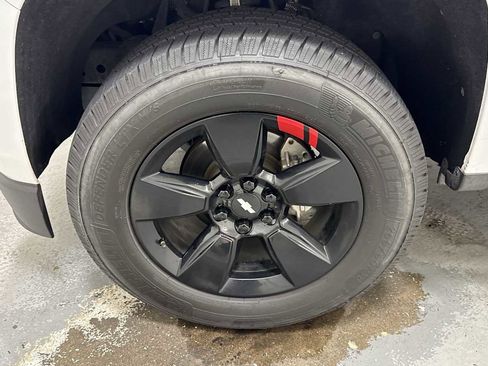 Used 2019 Chevrolet Colorado LT w/ Redline Special Edition image 10