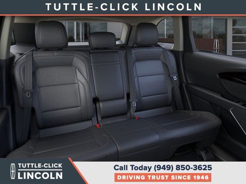 New 2026 Lincoln Nautilus Premier image 11