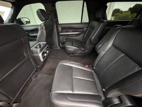 Used 2020 Ford Expedition Max XLT w/ Equipment Group 202A AWD/4WD image 29