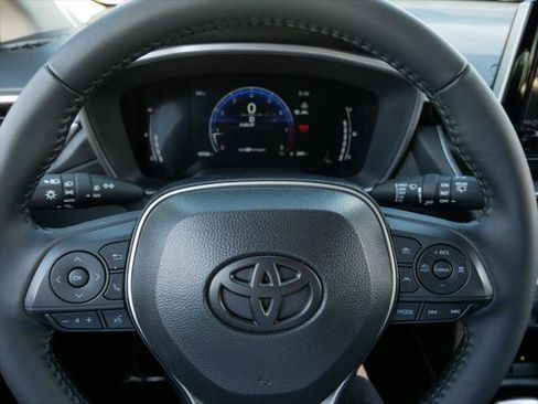 Certified 2025 Toyota Corolla Cross XLE AWD/4WD image 26
